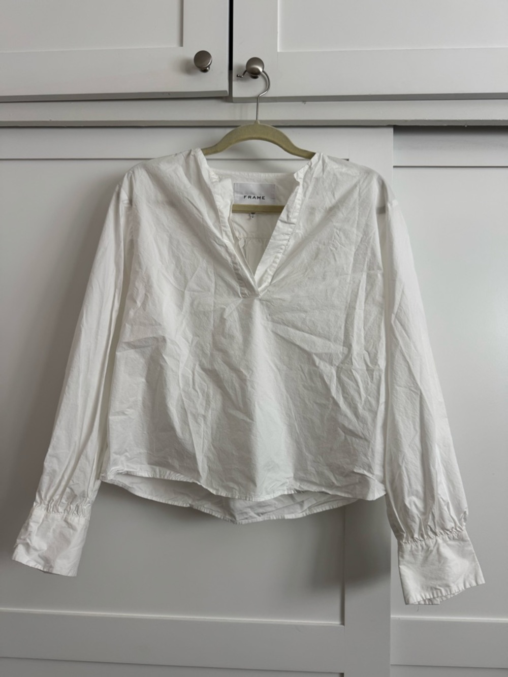 Frame Denim White V-Neck Poplin Pullover Blouse